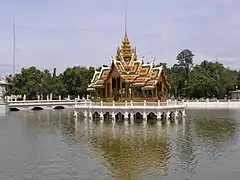 Aisawan Thipphaya-at Pavilion, Bang Pa-in Palace