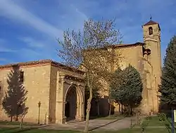 Church and chapel in Bañares