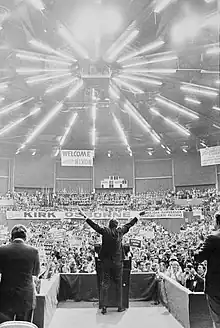 Nixon speaking to a crowd in Florida