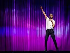 Robin Bengtsson singing